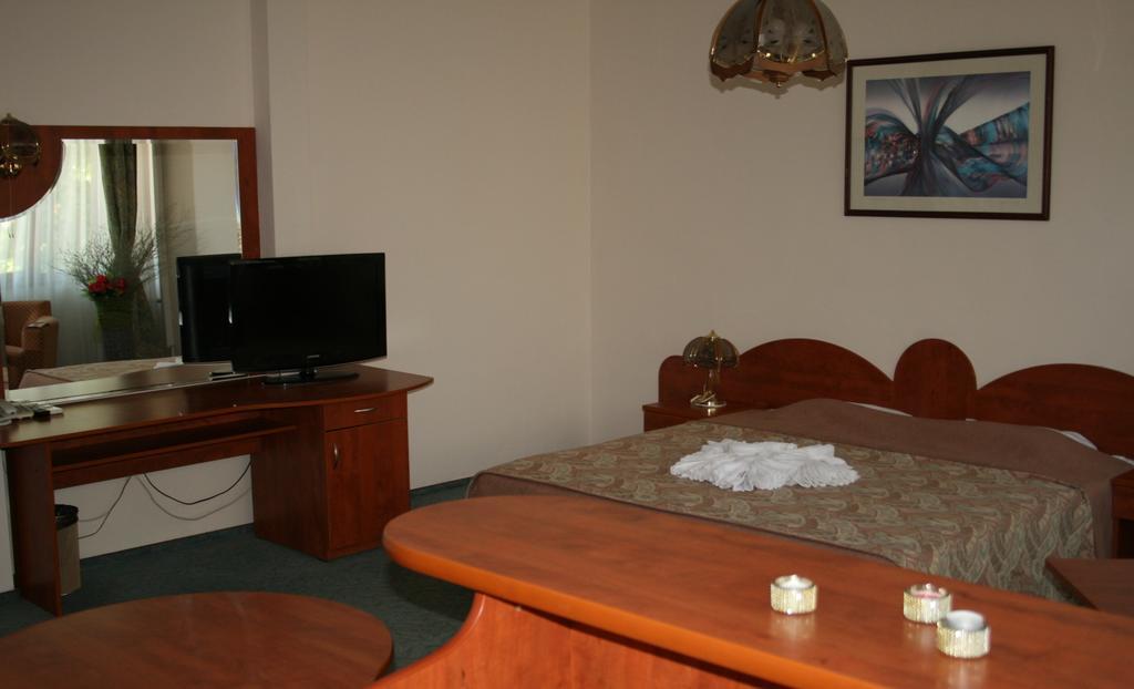 Hotel Nicol Plovdiv Buitenkant foto